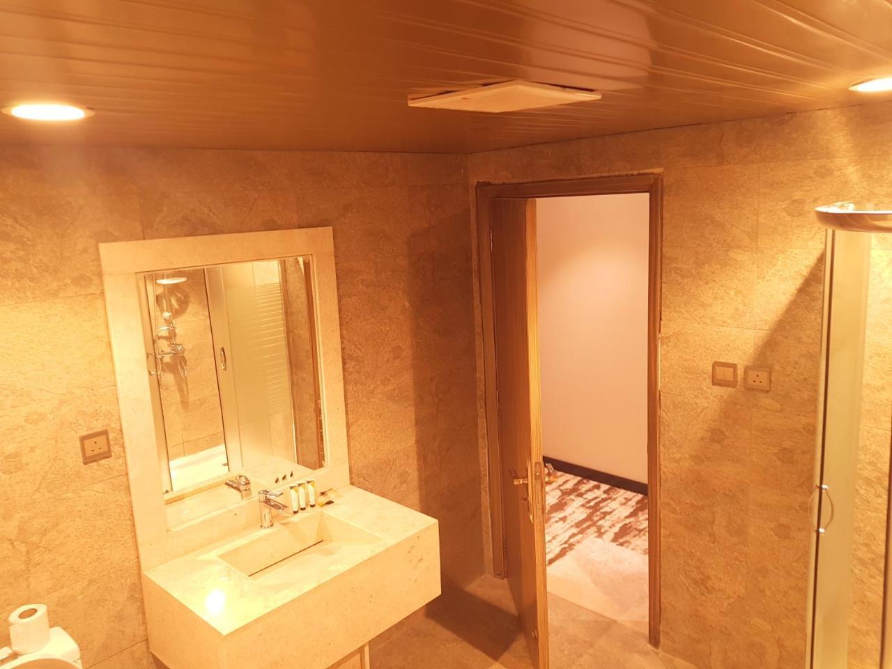 אבהא Azd Hotel מראה חיצוני תמונה