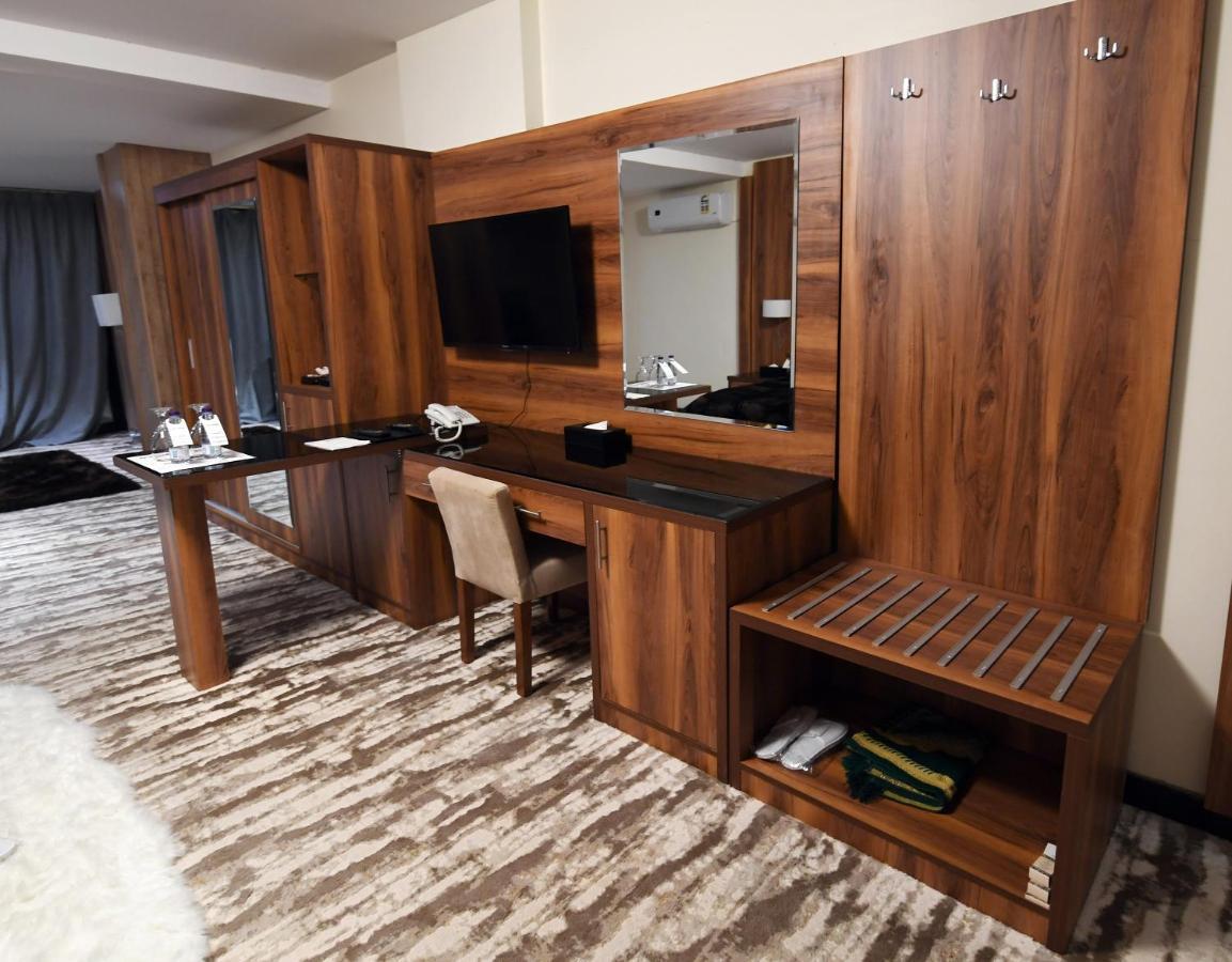 אבהא Azd Hotel מראה חיצוני תמונה