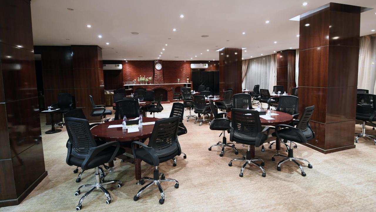 אבהא Azd Hotel מראה חיצוני תמונה